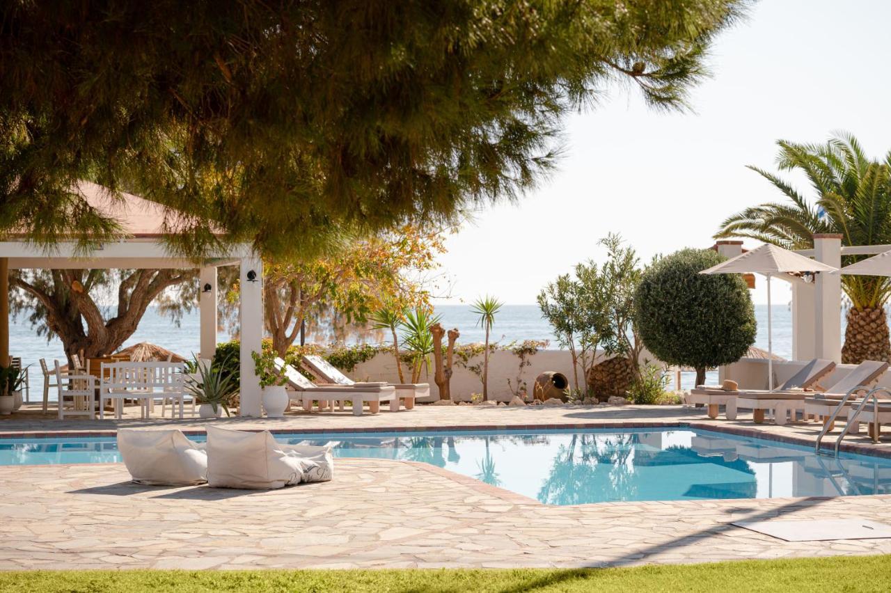 Princess Tia Hotel Samos Town Extérieur photo